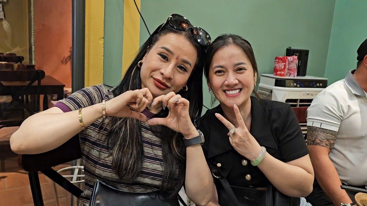 VC 3 Bùng Binh Khóc Ngất Bị Bầu Show Huỷ HĐ Dịp Tết, Chuột Cái Cầu Cứu Khắp Nơi Vì Dính Án HS